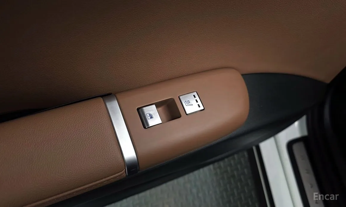 Фото 19 - Hyundai Grandeur