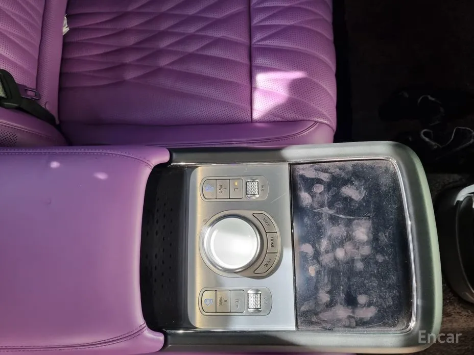 Фото 17 - Genesis G90