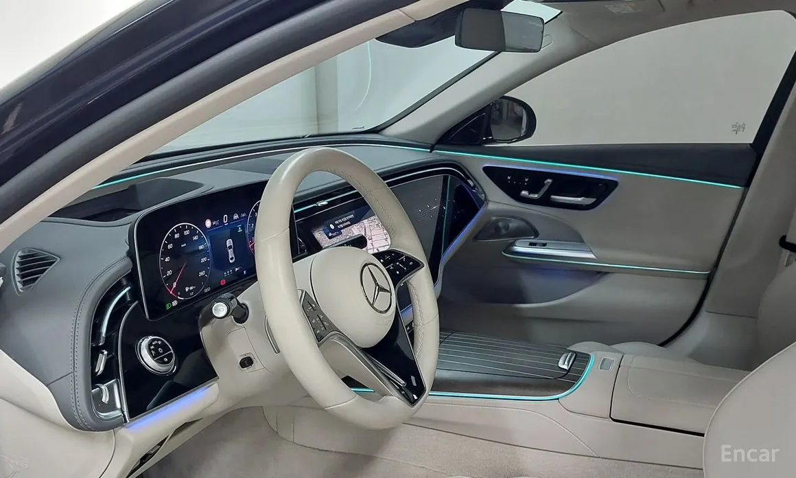 Фото 13 - Mercedes-Benz E-Class