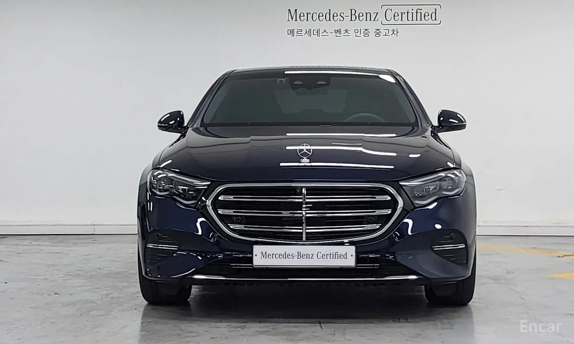 Фото 3 - Mercedes-Benz E-Class