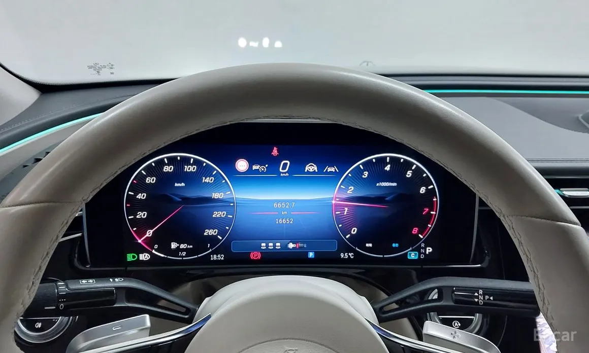 Фото 8 - Mercedes-Benz E-Class