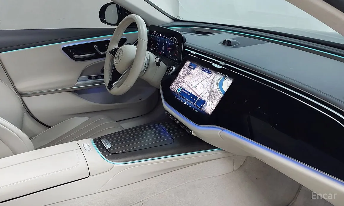 Фото 9 - Mercedes-Benz E-Class