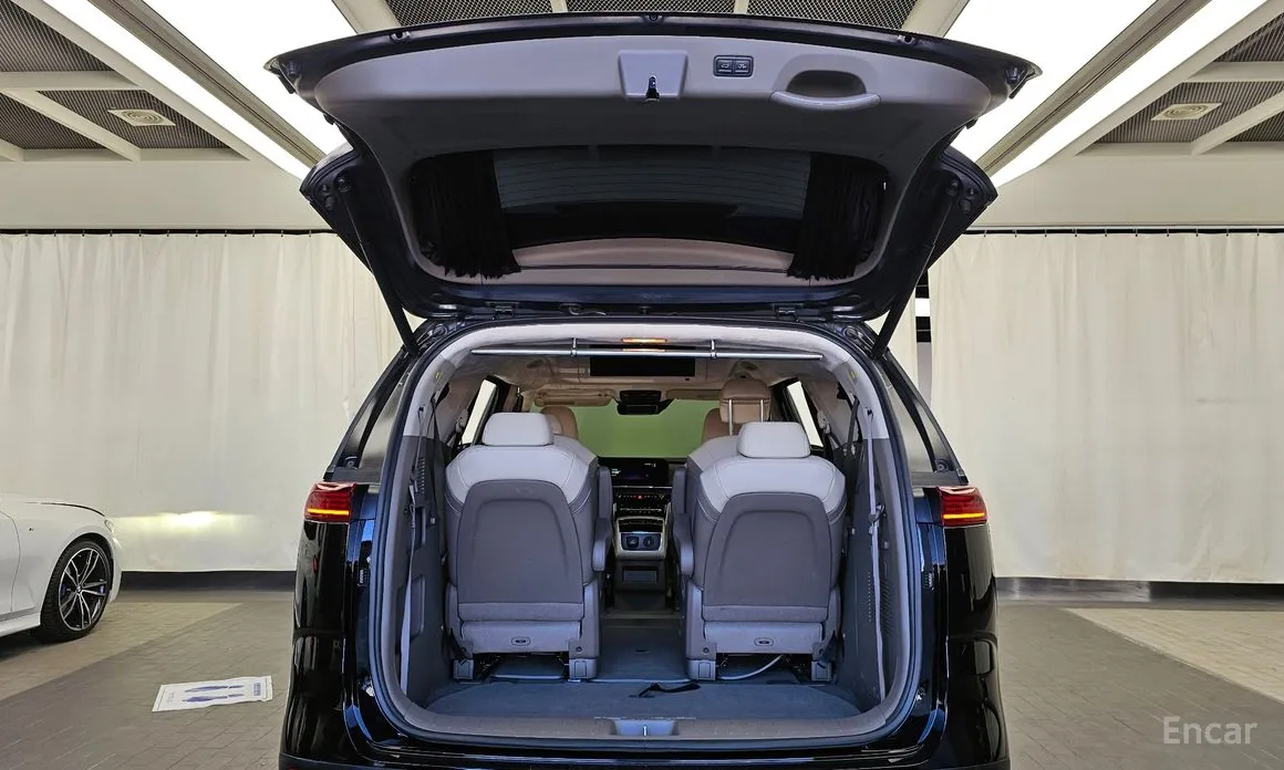 Фото 20 - Kia Carnival