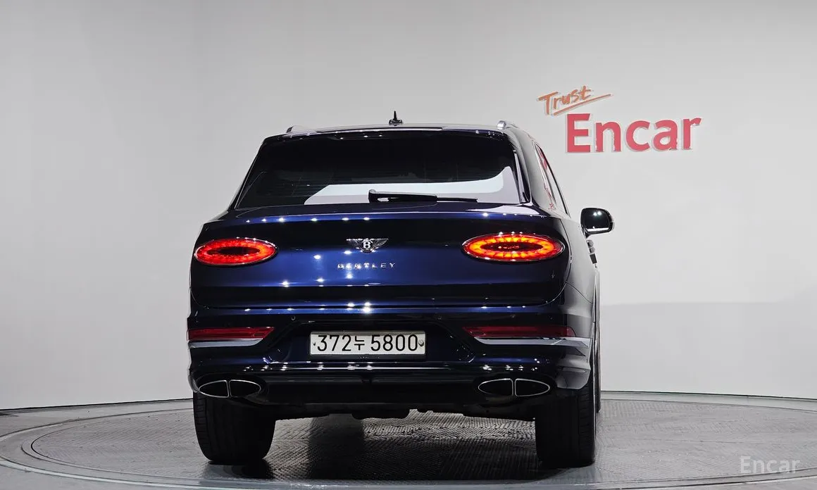 Фото 4 - Bentley Bentayga