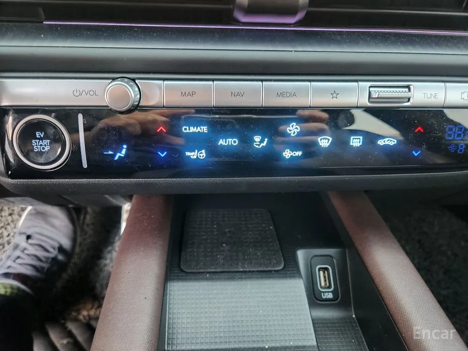 Фото 14 - Hyundai Ioniq 6