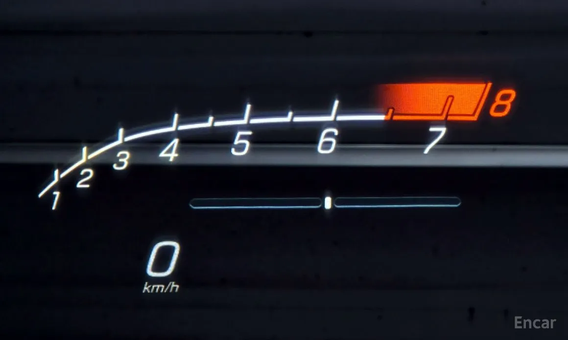 Фото 18 - Mercedes-Benz E-Class