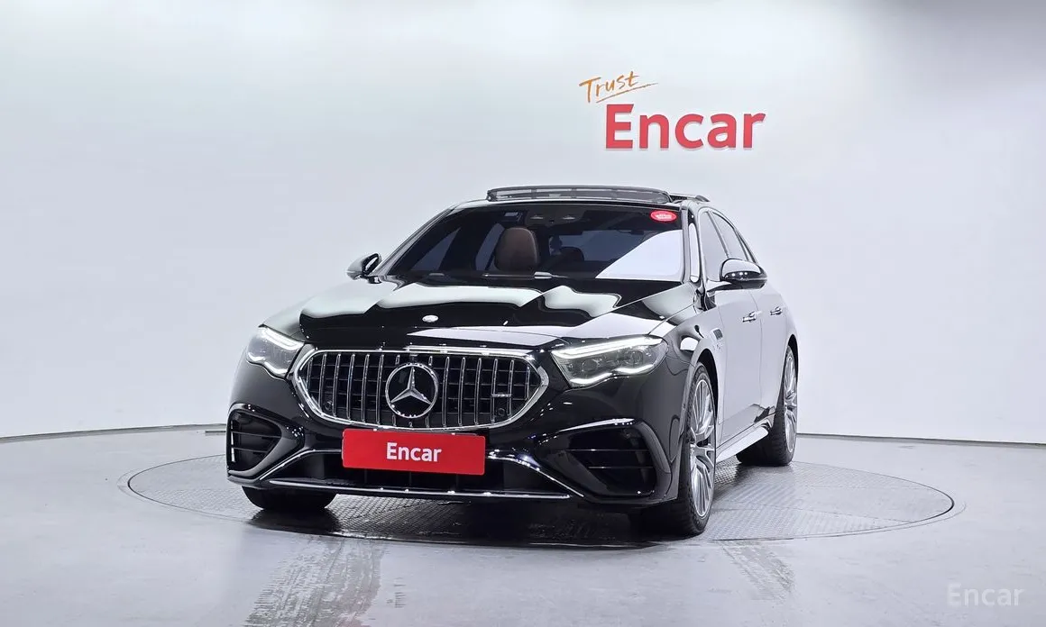 Фото 3 - Mercedes-Benz E-Class