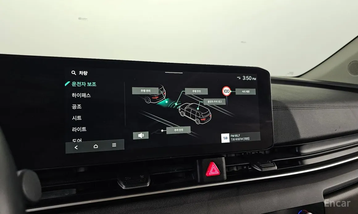 Фото 18 - Kia Carnival