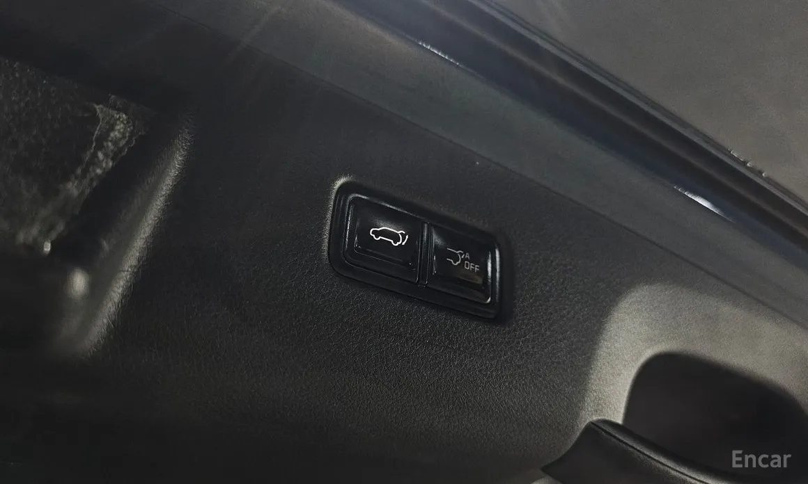 Kia Carnival 2023 7-Seater Noblesse
