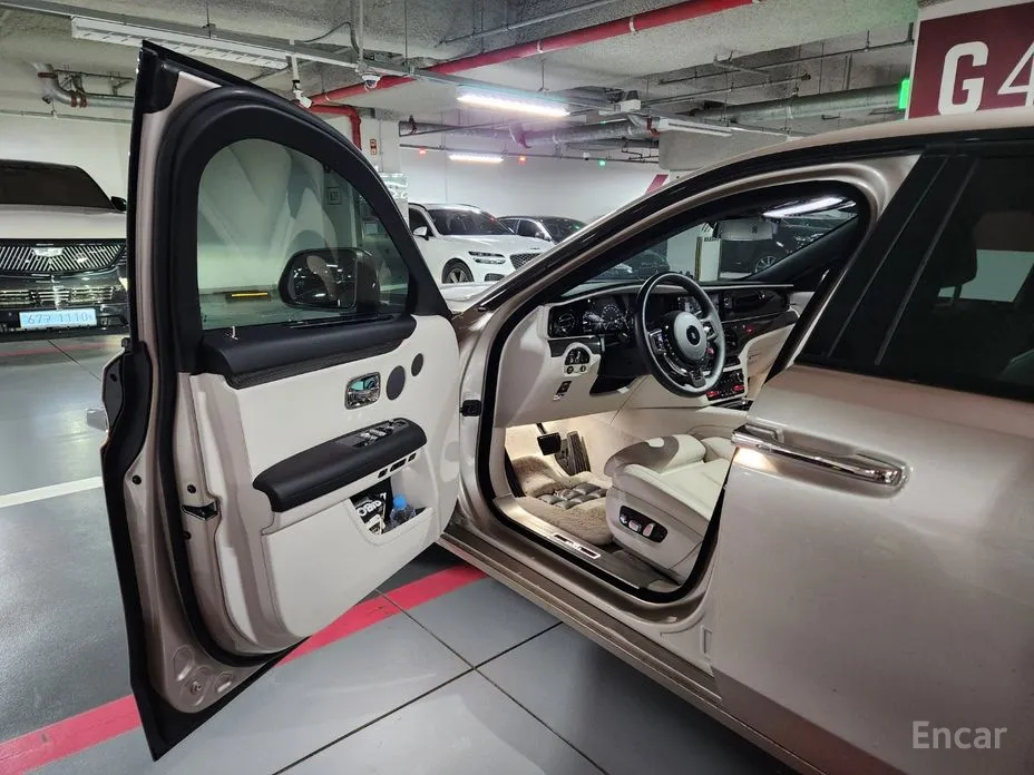 Фото 19 - Rolls-Royce Ghost