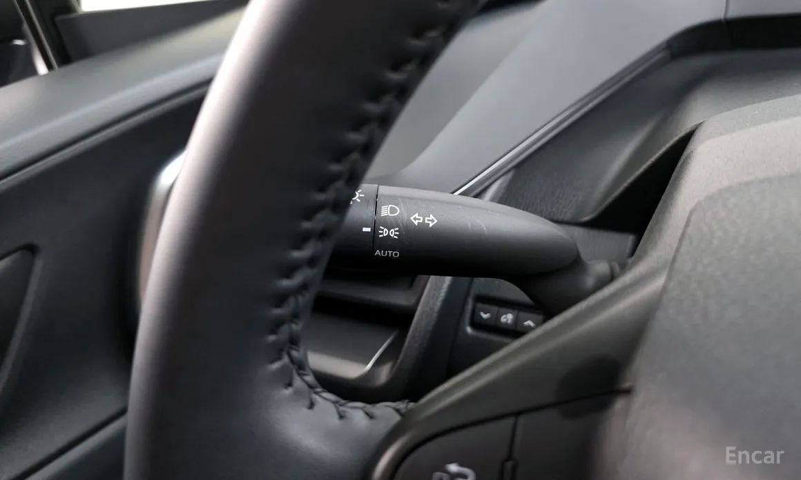 Фото 13 - Toyota Prius