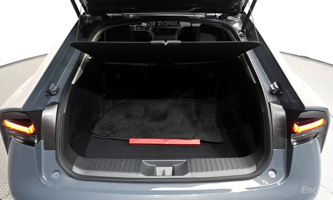 Фото 20 - Toyota Prius