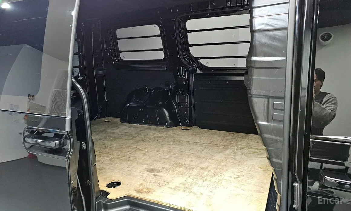 Фото 10 - Hyundai Staria