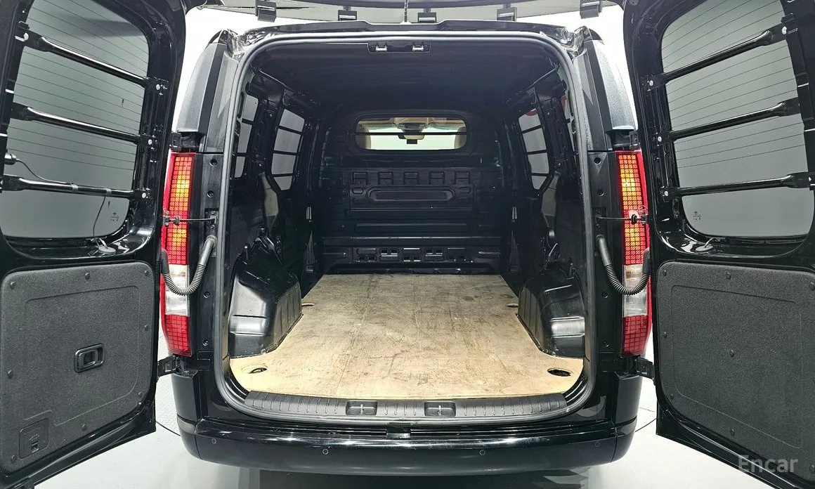 Фото 20 - Hyundai Staria