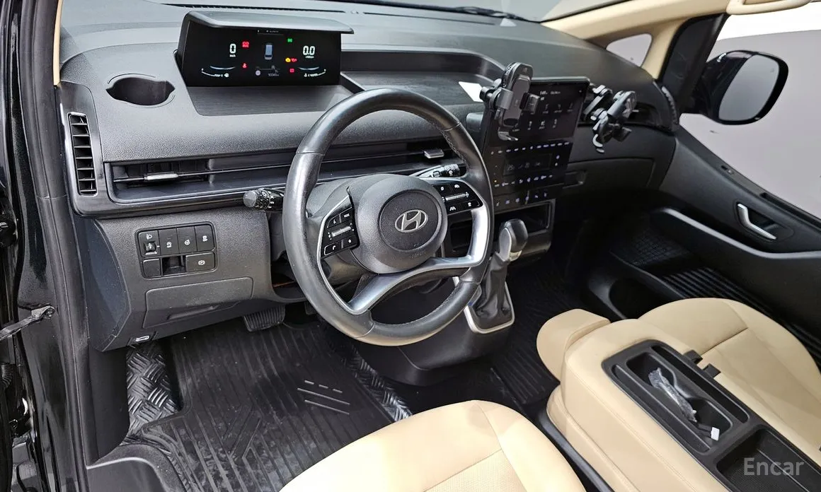 Фото 7 - Hyundai Staria