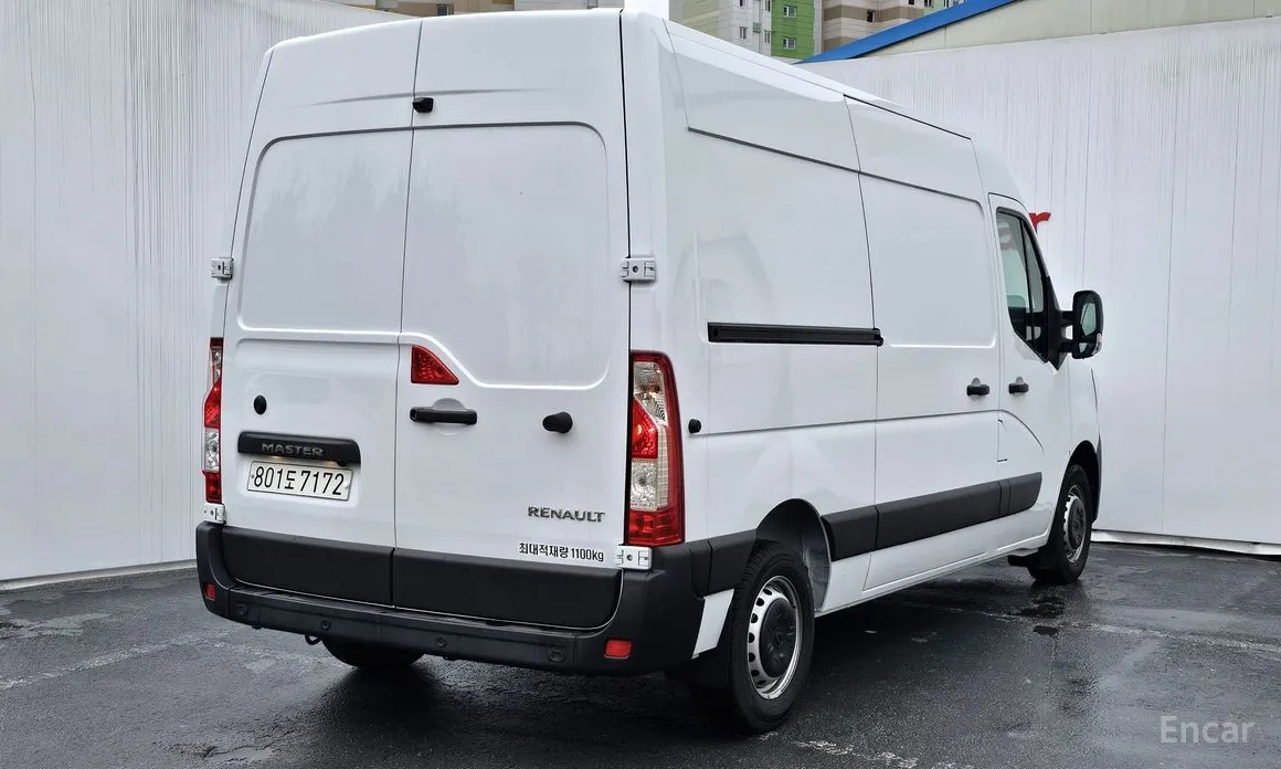 Фото 2 - Renault Master