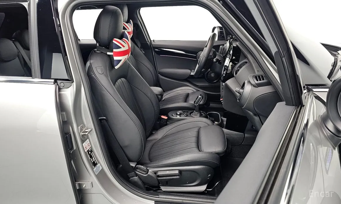 Фото 10 - Mini Cooper