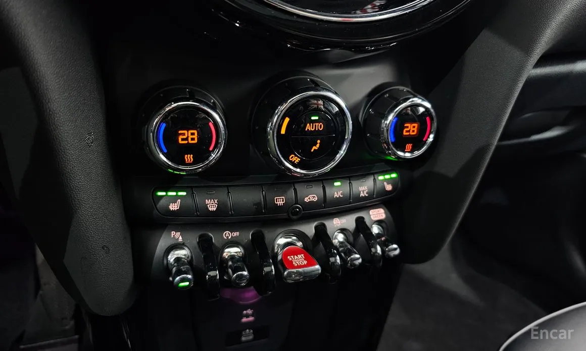 Фото 18 - Mini Cooper