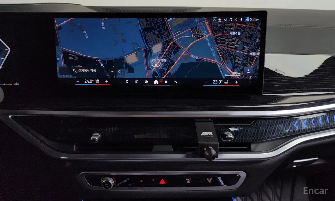 Фото 14 - BMW X5