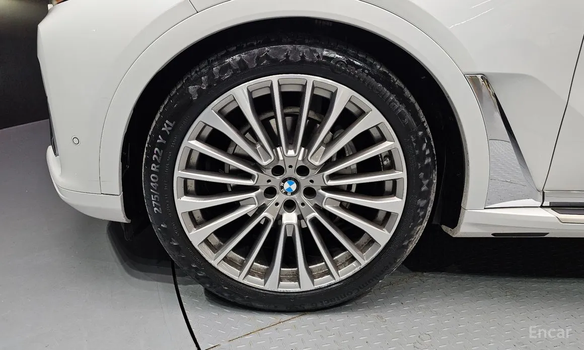 Фото 5 - BMW X7