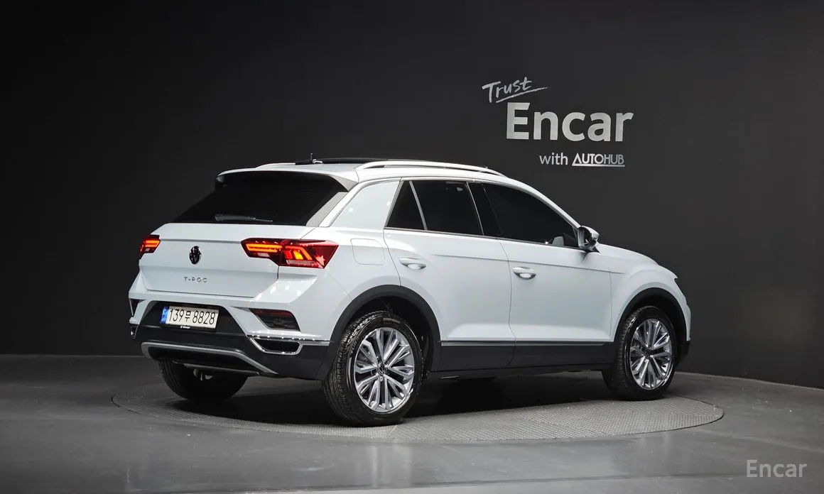 Фото 2 - Volkswagen T-Roc