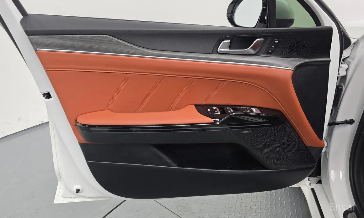 Фото 18 - Kia K5