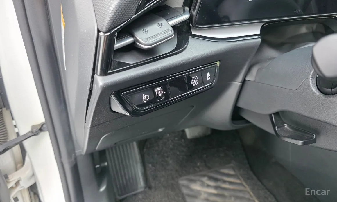 Фото 14 - Kia Niro