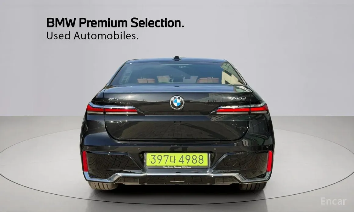 Фото 4 - BMW 7 Series