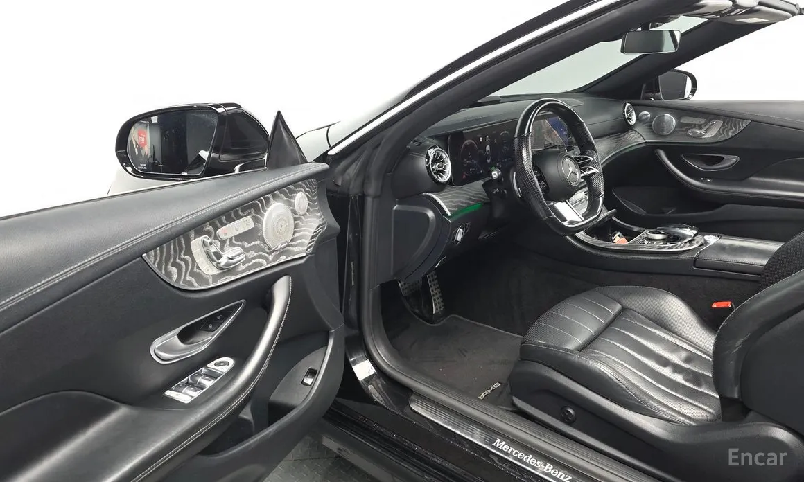 Фото 12 - Mercedes-Benz E-Class