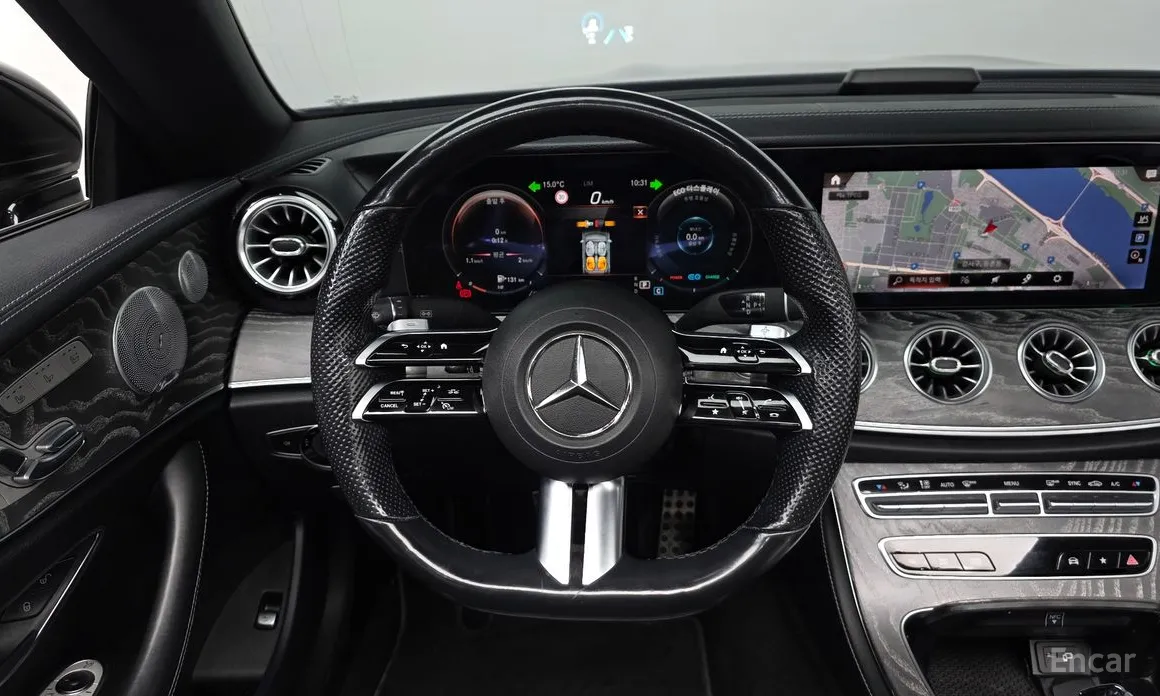 Фото 13 - Mercedes-Benz E-Class