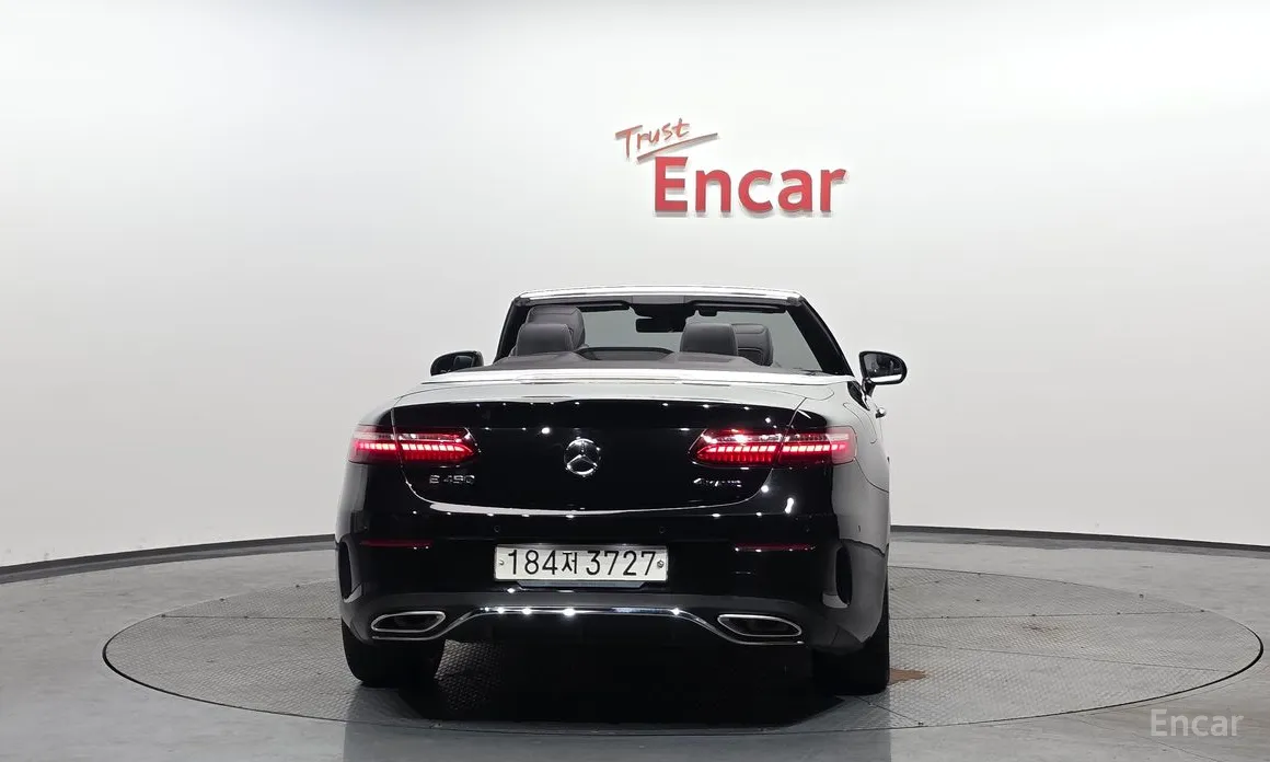 Фото 4 - Mercedes-Benz E-Class