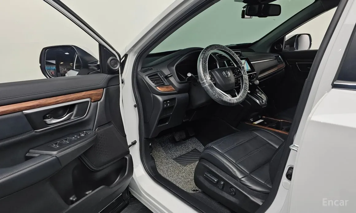 Фото 10 - Honda CR-V