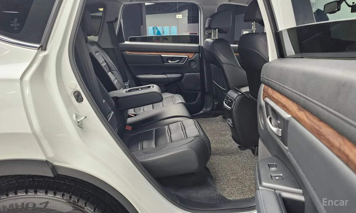 Фото 12 - Honda CR-V