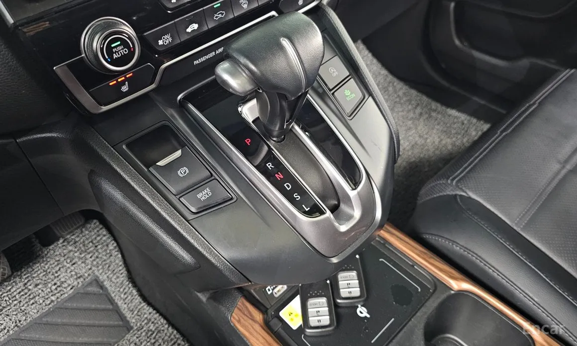 Фото 9 - Honda CR-V