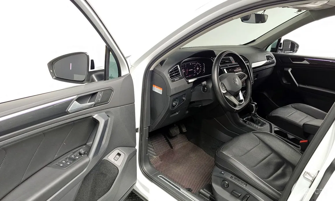 Фото 10 - Volkswagen Tiguan