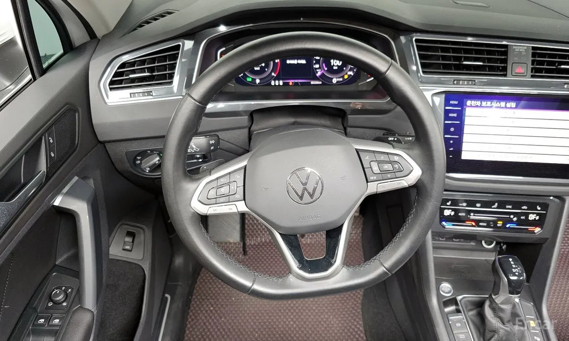 Фото 13 - Volkswagen Tiguan