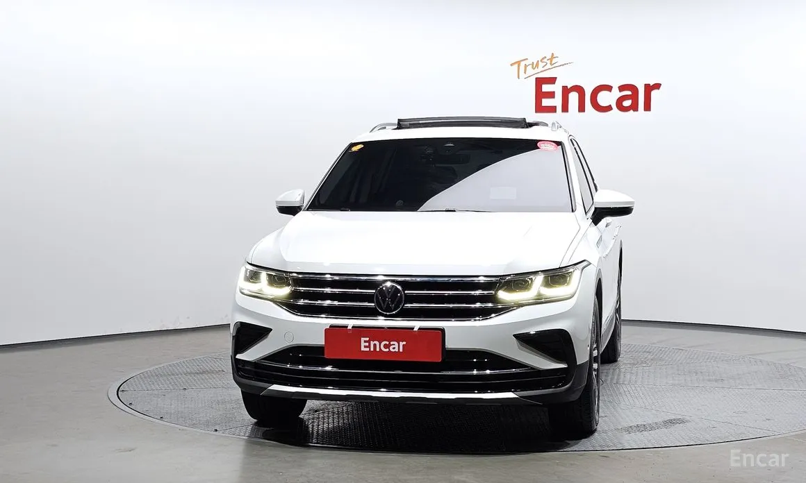 Фото 3 - Volkswagen Tiguan