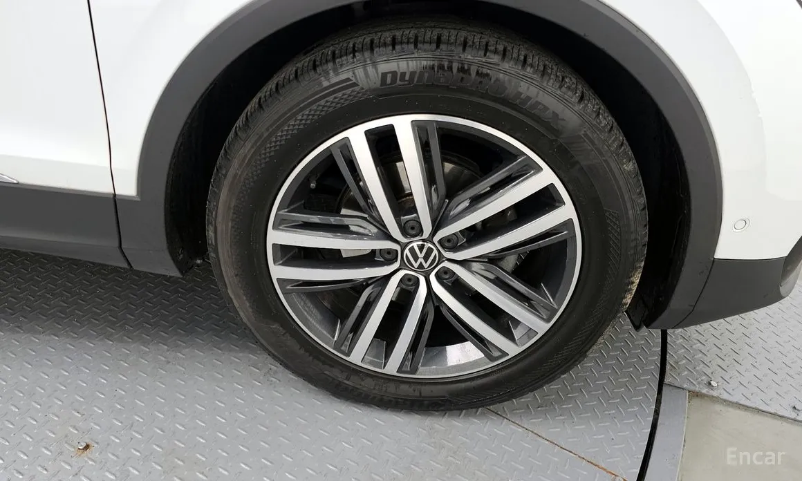 Фото 5 - Volkswagen Tiguan