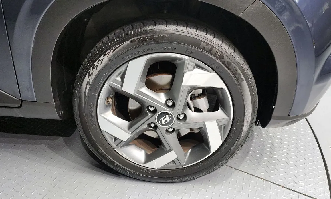 Фото 5 - Hyundai Venue