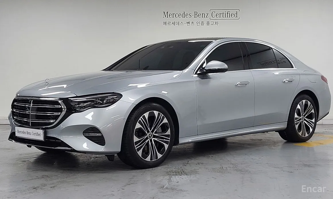 Фото 1 - Mercedes-Benz E-Class