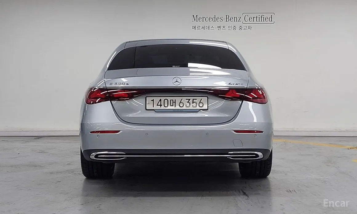 Фото 4 - Mercedes-Benz E-Class