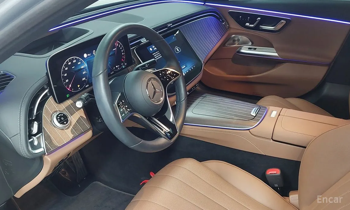 Фото 9 - Mercedes-Benz E-Class