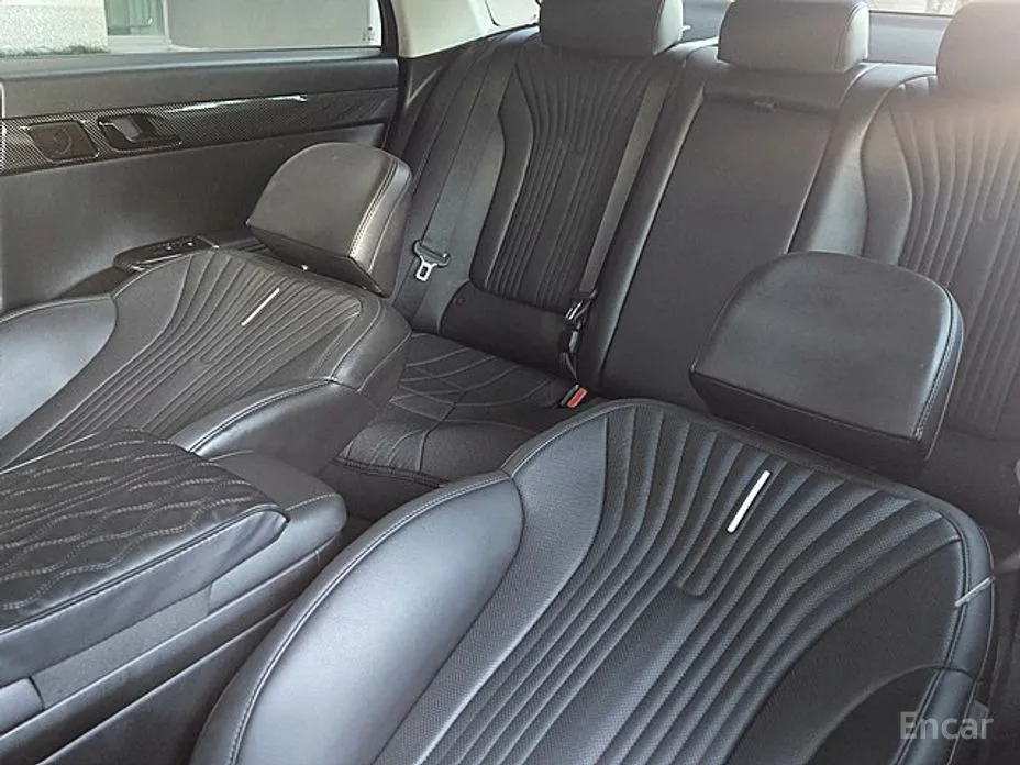 Фото 10 - Hyundai Grandeur