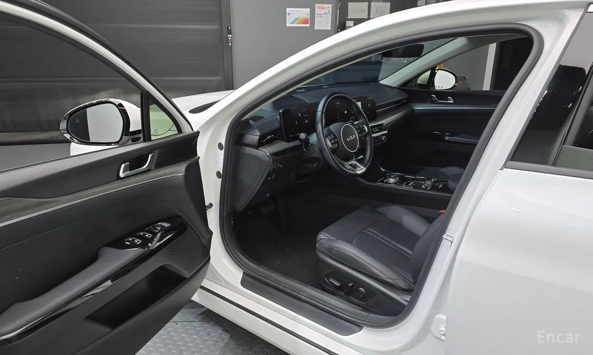 Фото 10 - Kia K5