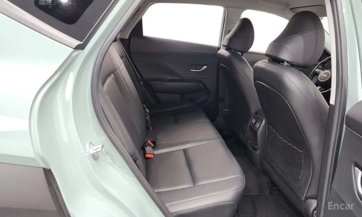 Фото 12 - Hyundai Kona