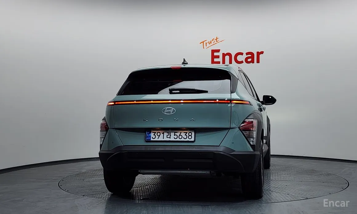 Фото 4 - Hyundai Kona