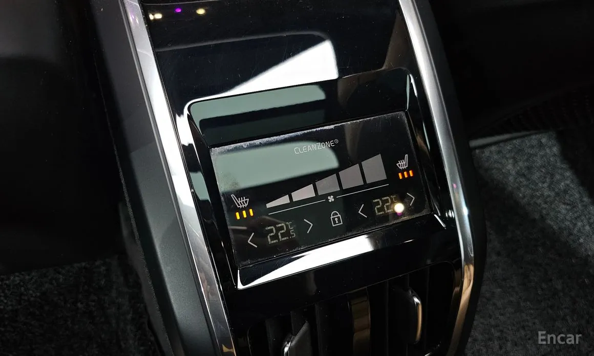 Фото 19 - Volvo S90