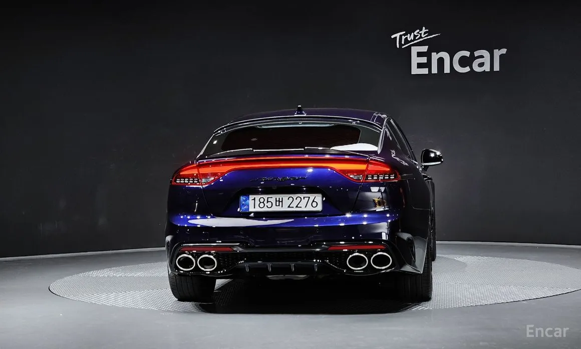 Фото 4 - Kia Stinger