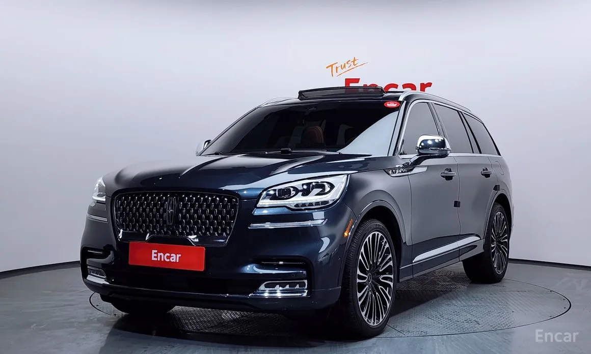 Фото 1 - Lincoln Aviator