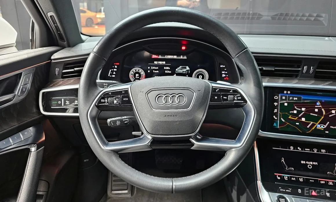 Фото 13 - Audi A6